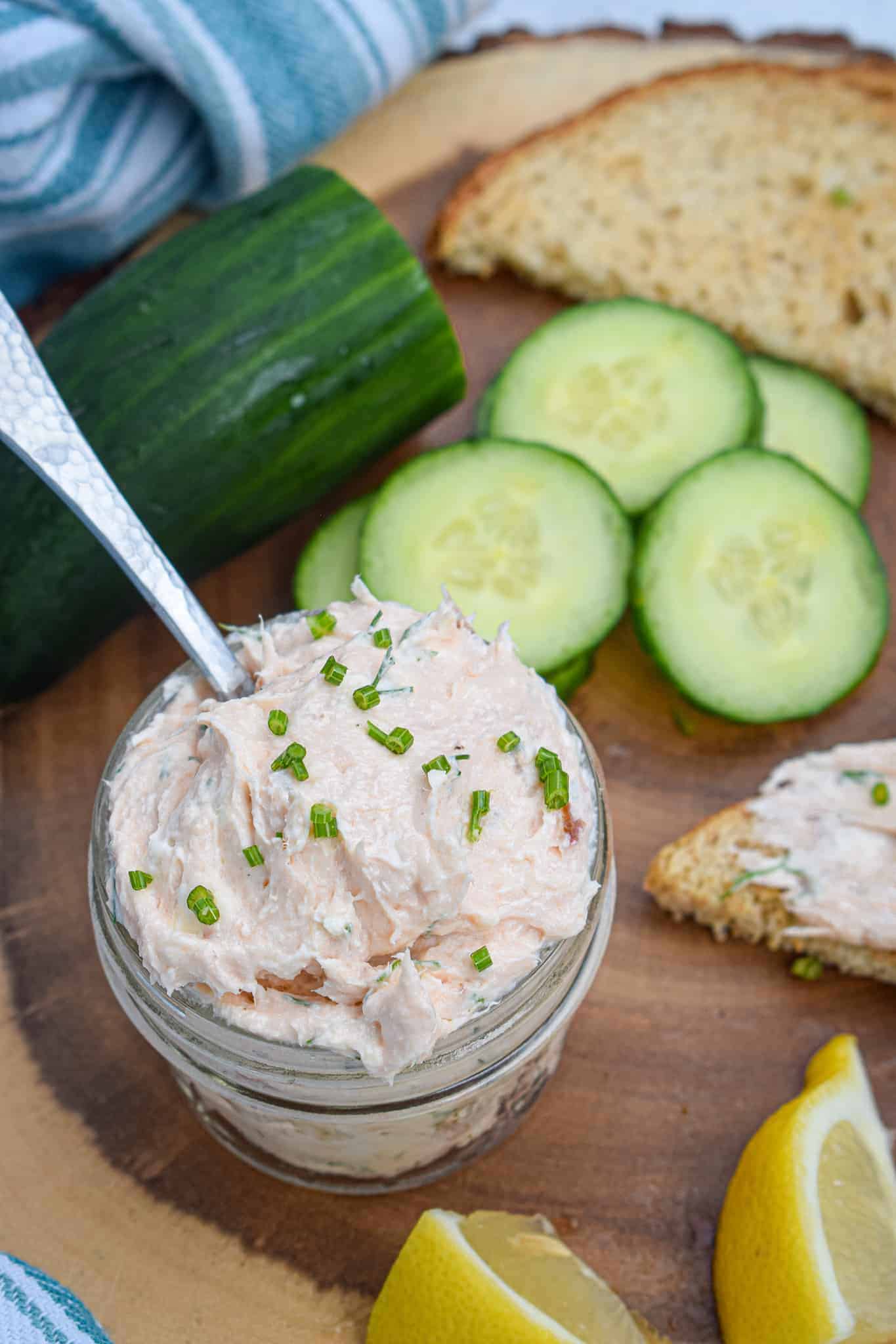 low carb keto hot smoked salmon spread with dill 