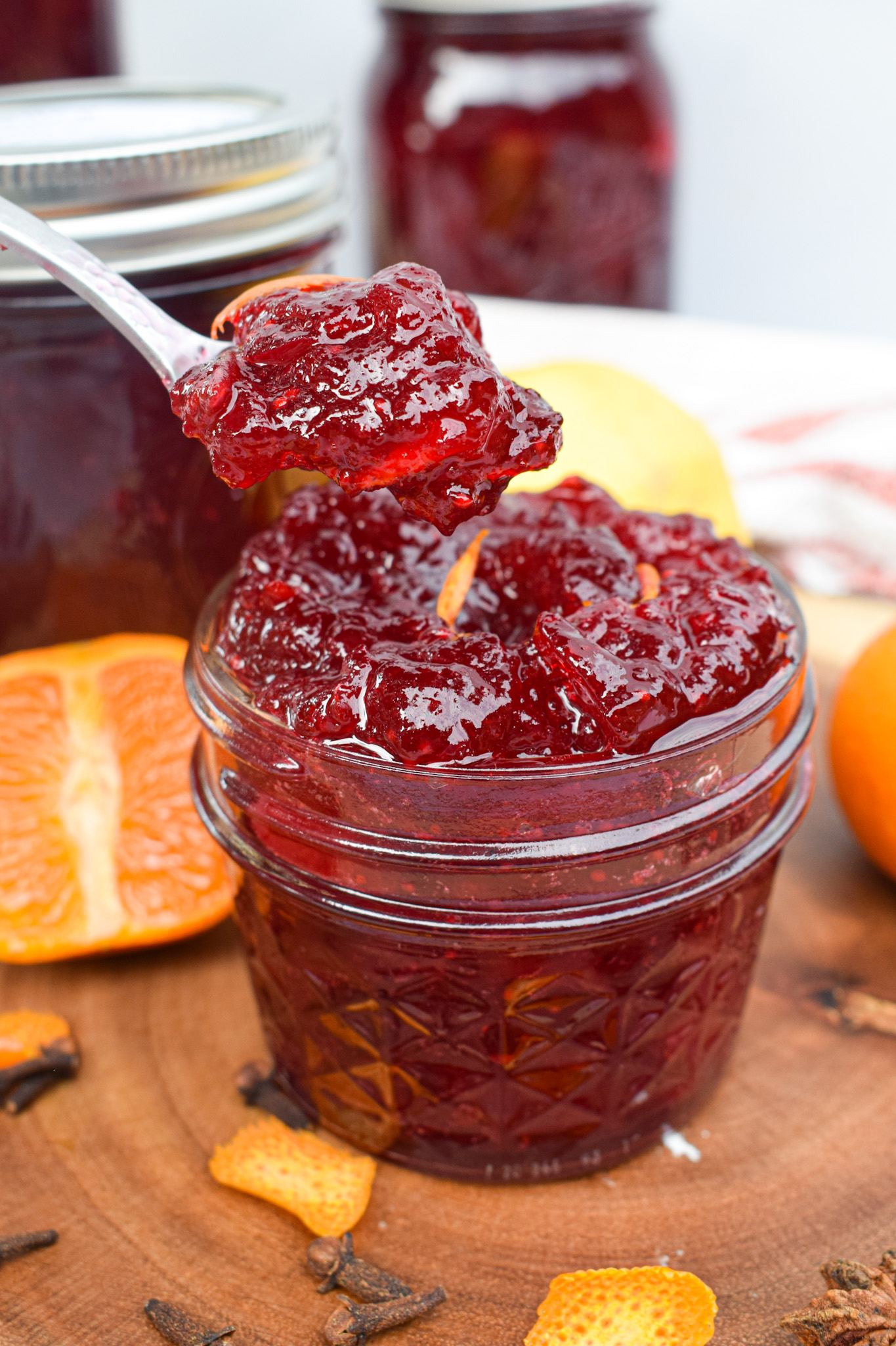 homemade whole berry cranberry sauce jam for canning 