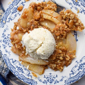 pear crumble